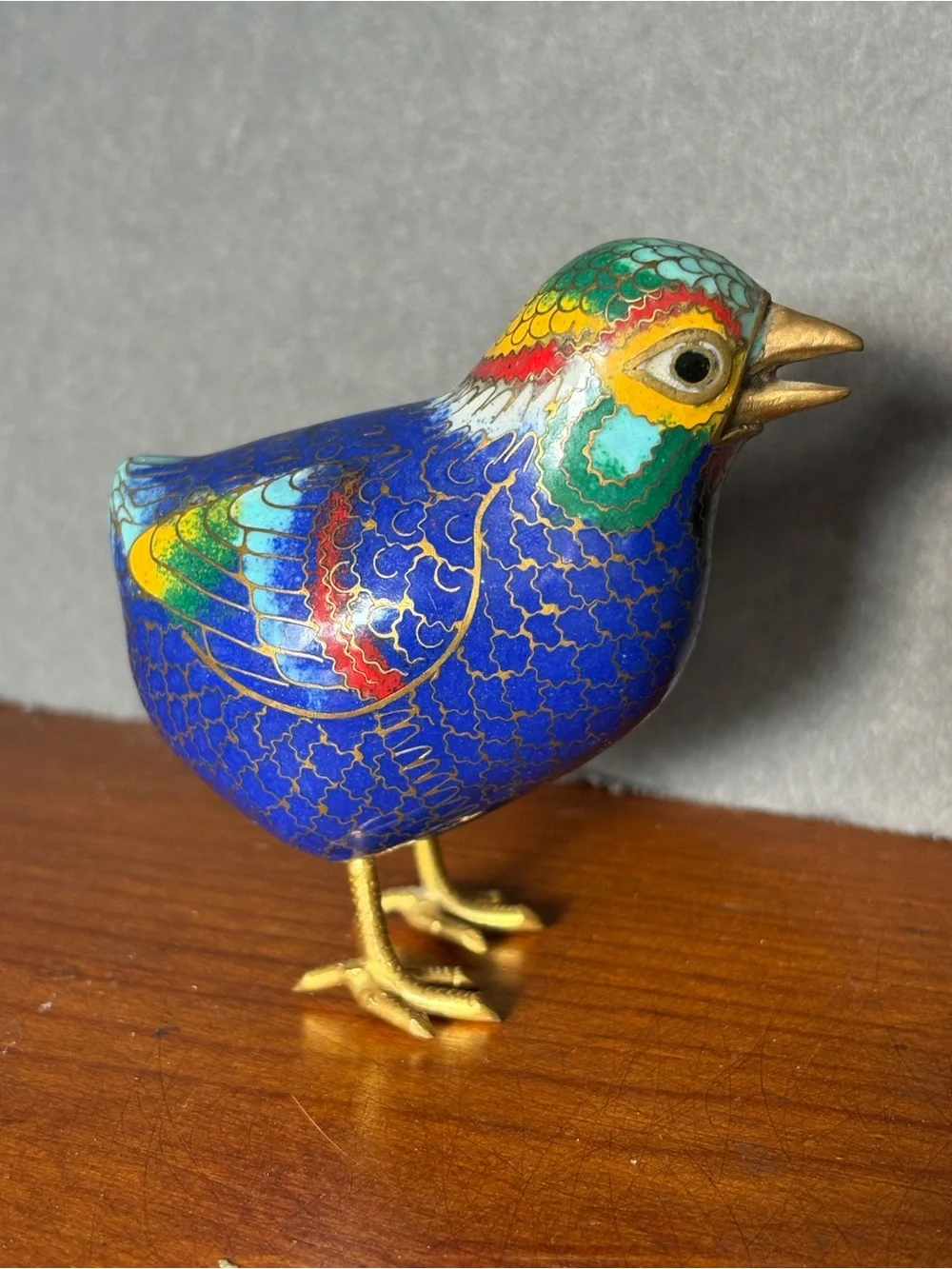 Blue Multicolor Chinese Cloisonné Bird Figurine - Decorative Chinoiserie Piece